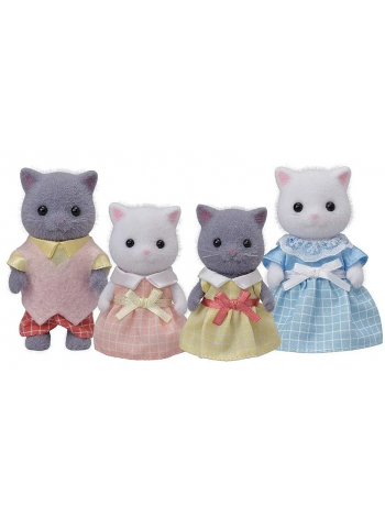 Игровые персонажи Sylvanian Families - семейство персидских кошек